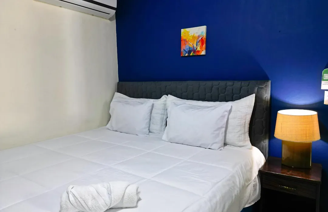 Hotel Sueños-1