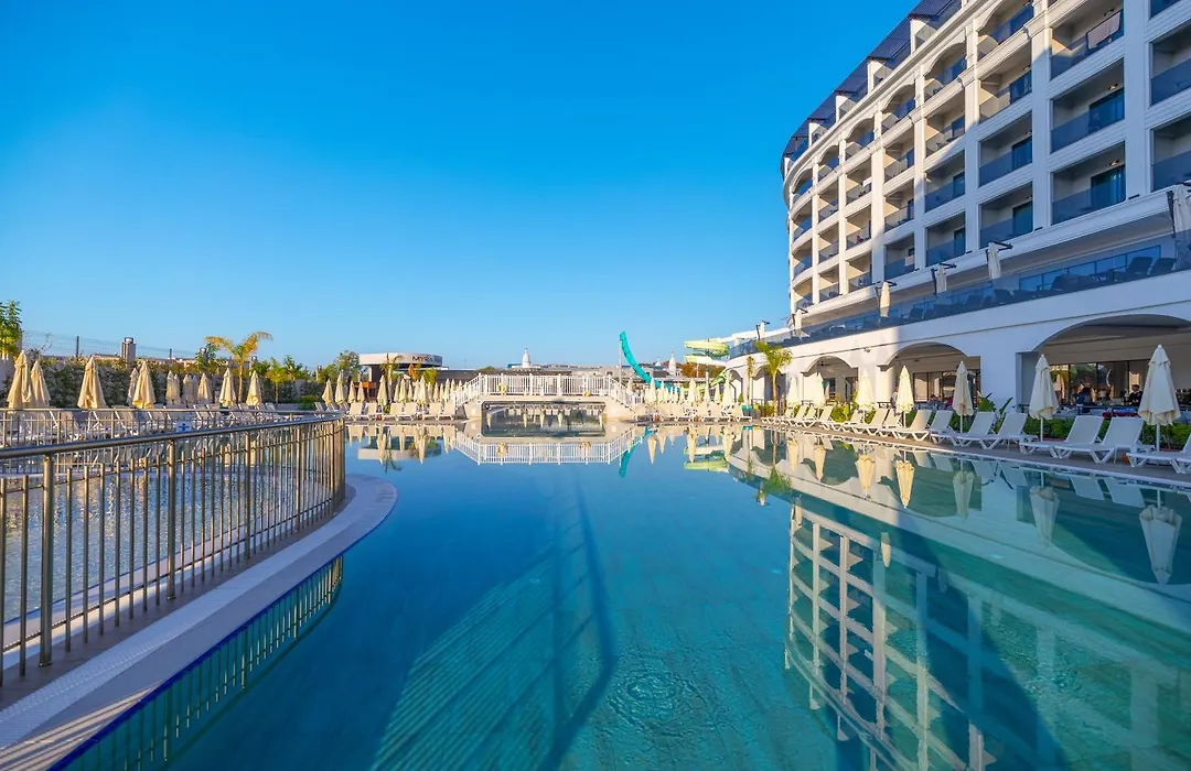 Side Moon Palace Hotel-1