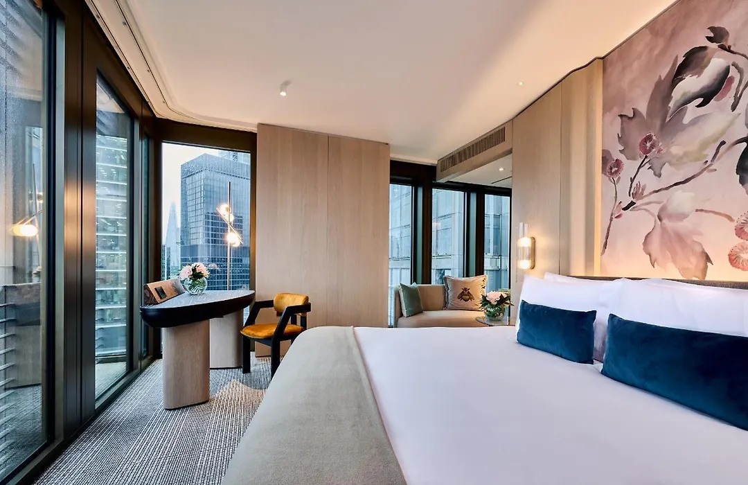 Pan Pacific London-1