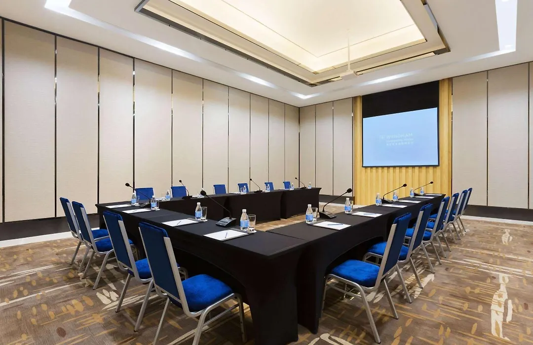 Wyndham Chongqing Yuelai-1