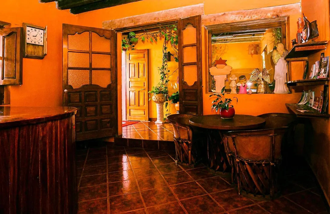 OYO Posada De Los Angeles, Pátzcuaro-1