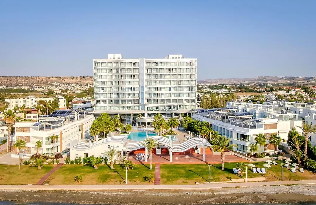 Radisson Beach Resort Larnaca-1