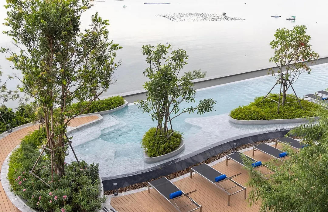 S Sriracha Hotel & Residence-1