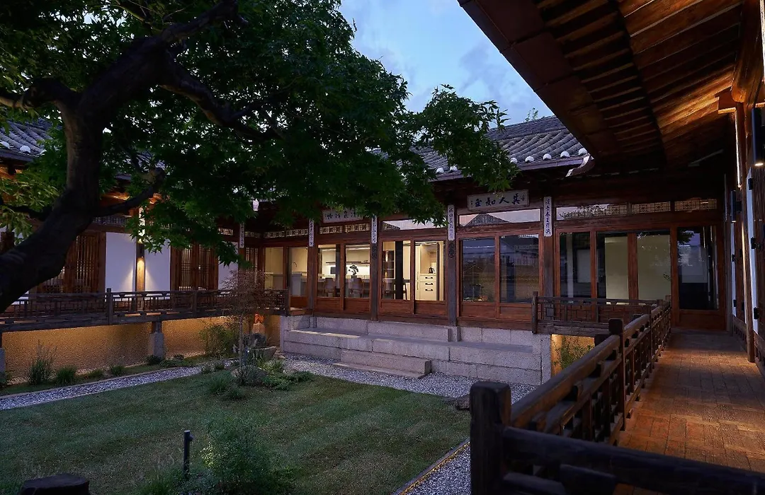 Nostalgia Hanok Hotel-1