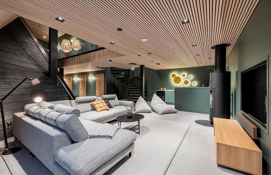 Glass Resort-1