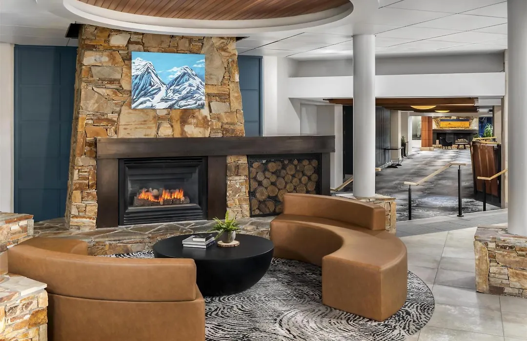 Hilton Whistler Resort & Spa-1