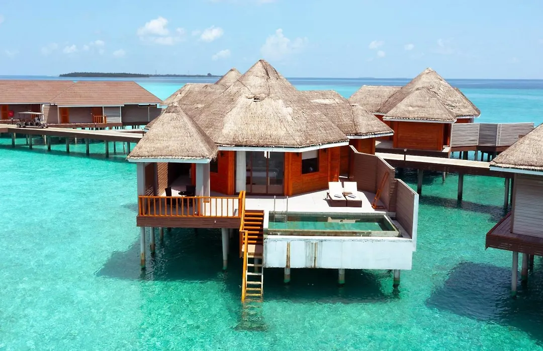 Brennia Kottefaru Maldives-1