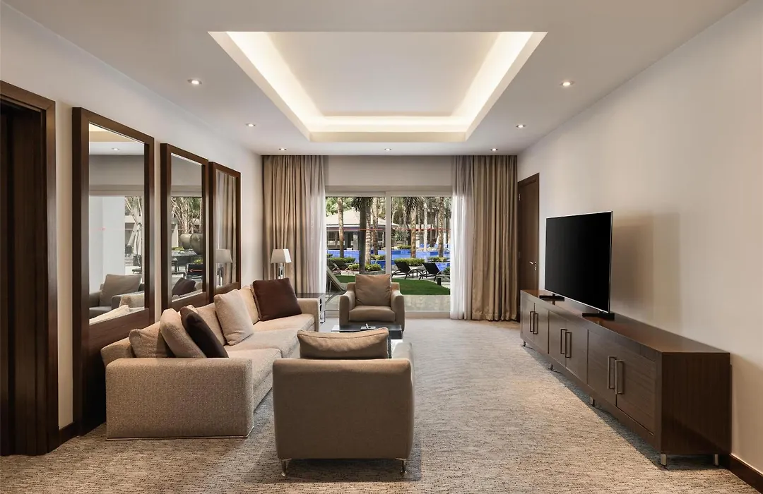 Dusit Thani Lakeview Cairo-1