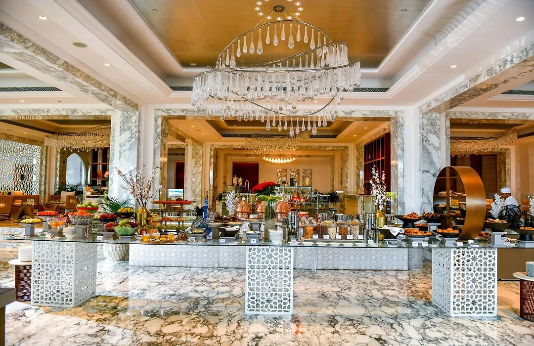 Royal Saray Resort-1