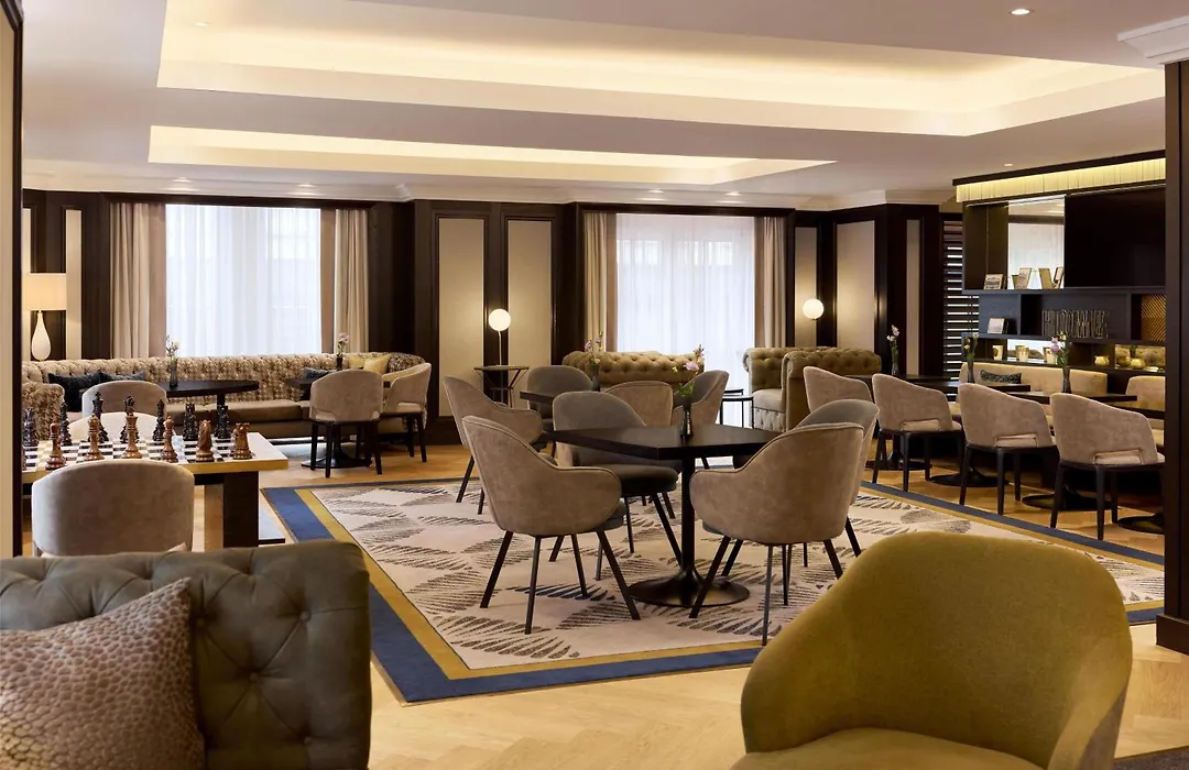 Hilton Vienna Plaza-1