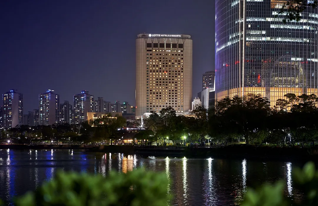 Lotte Hotel World-1