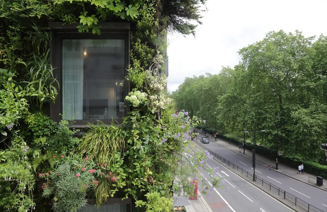 The Athenaeum Hotel & Residences-1