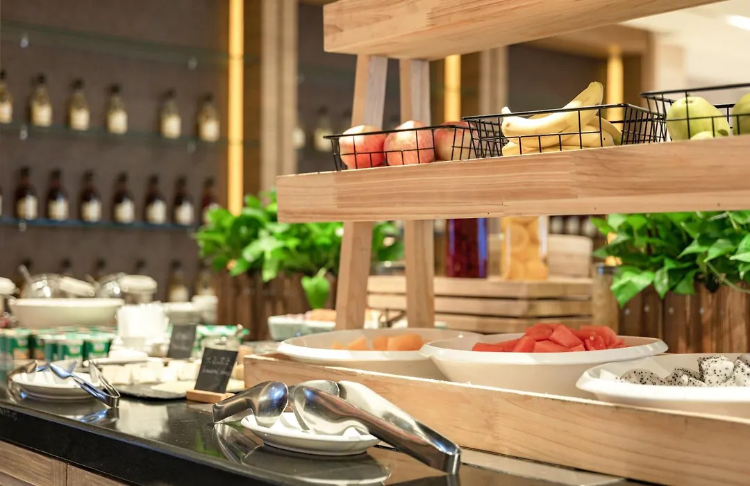 Radisson Collection Hotel, Yangtze Shanghai-1