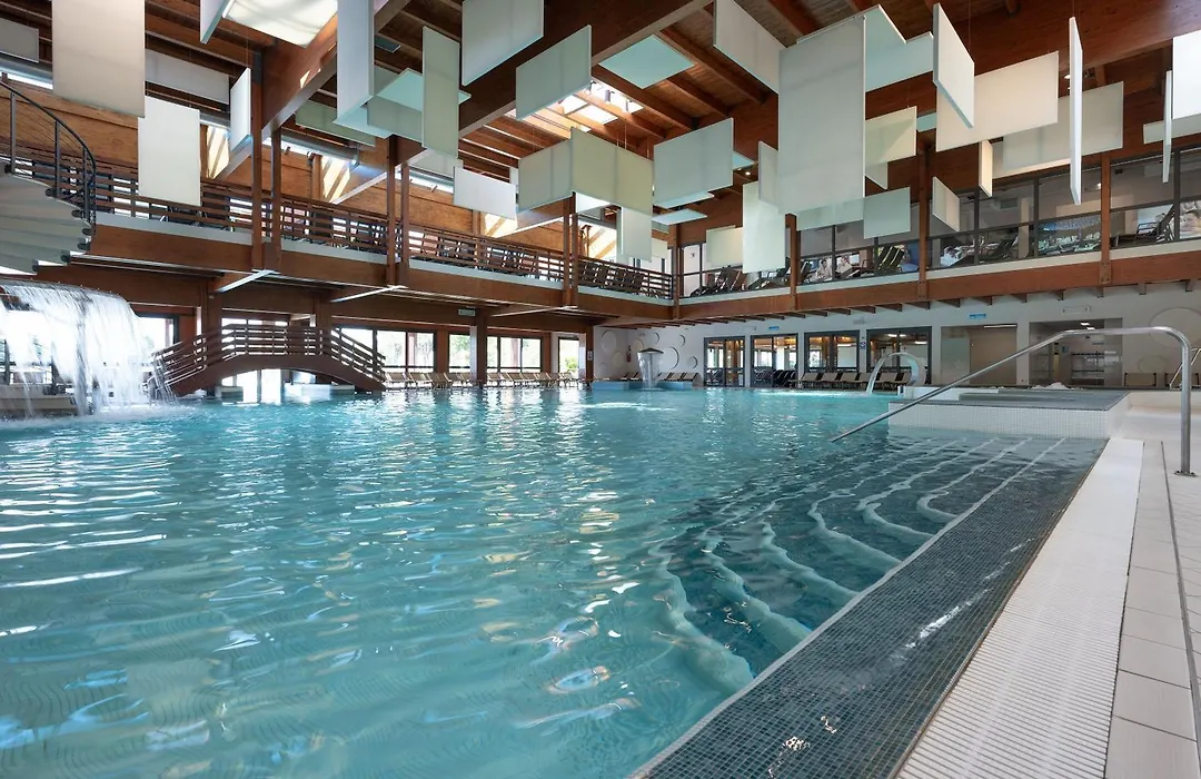 Savoy Beach Hotel & Thermal Spa-1
