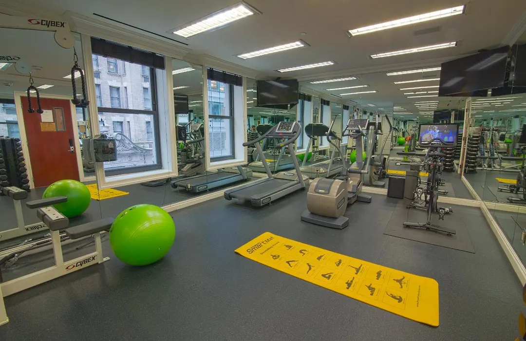 The Iroquois Times Square, A Small Luxury Hotel-1