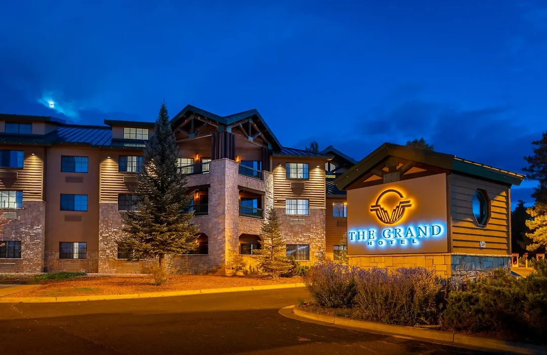 The Grand Hotel At The Grand Canyon-1