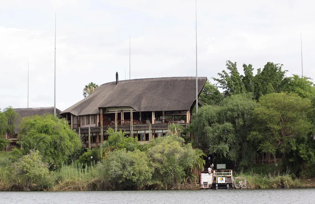 Cresta Mowana Safari Resort & Spa-1