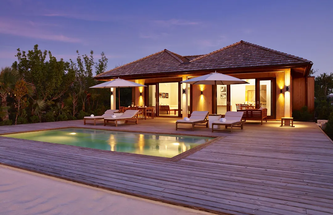 Como Parrot Cay-1