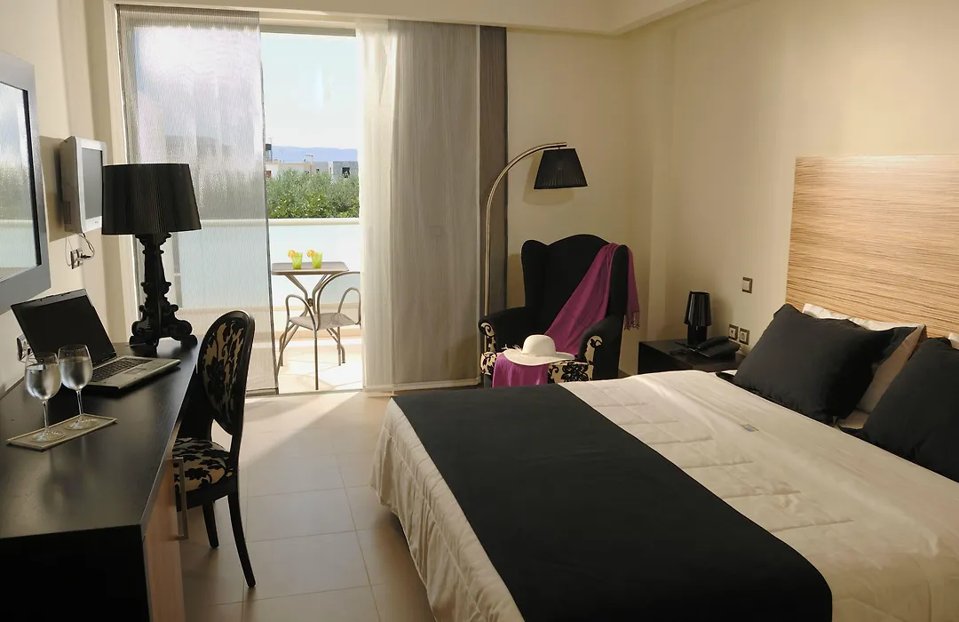 Angela Suites Boutique Hotel-1