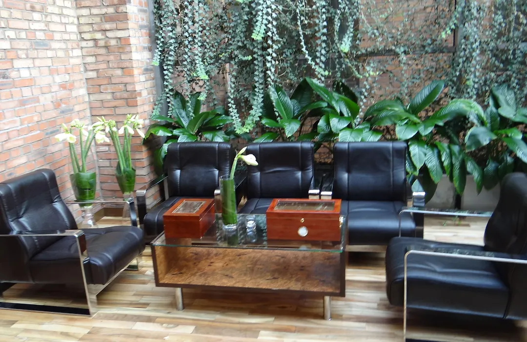 Hotel Monopol-1