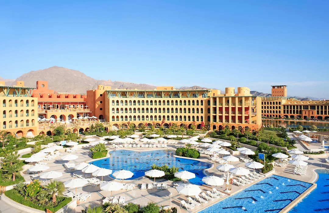 Strand Beach Resort-1