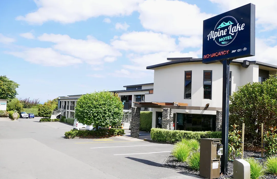 Alpine Lake Motel-1