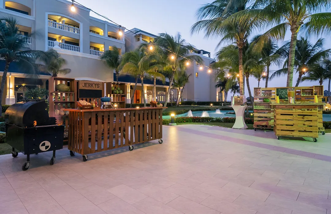 Iberostar Waves Rose Hall Beach-1
