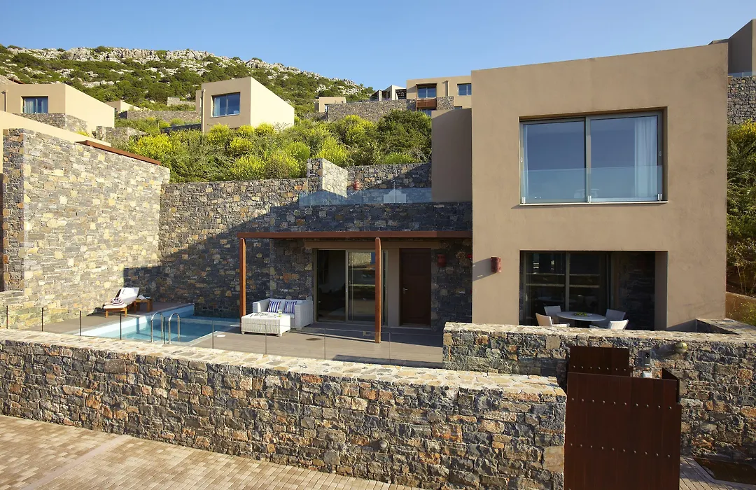 Daios Cove-1