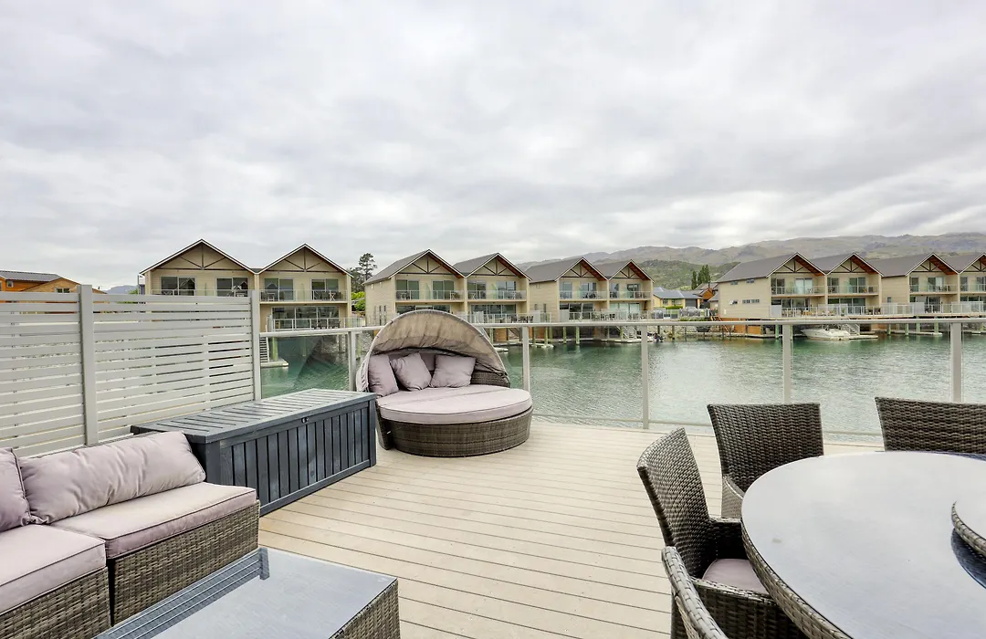 Lake Resort By Marsden-1