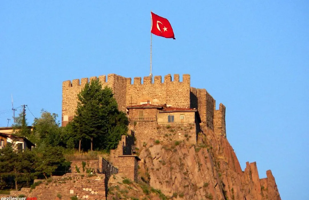 Divan Cukurhan-1