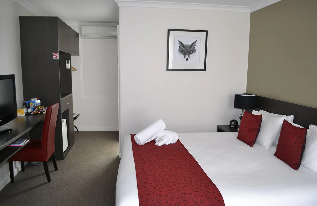 Comfort Inn Western-1