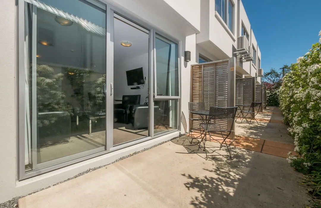 Bellano Motel Suites-1
