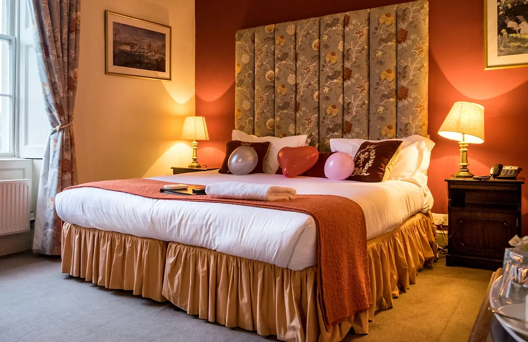 The Windsor Townhouse Air Conditioned Rooms-1