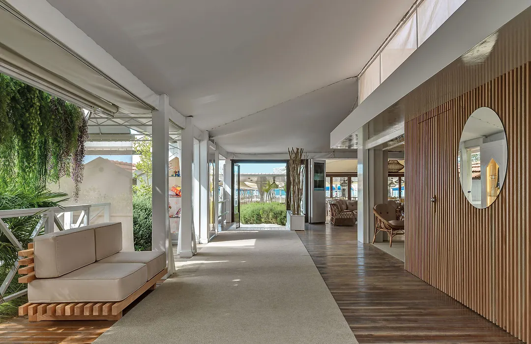 Augustus Hotel&Resort-1