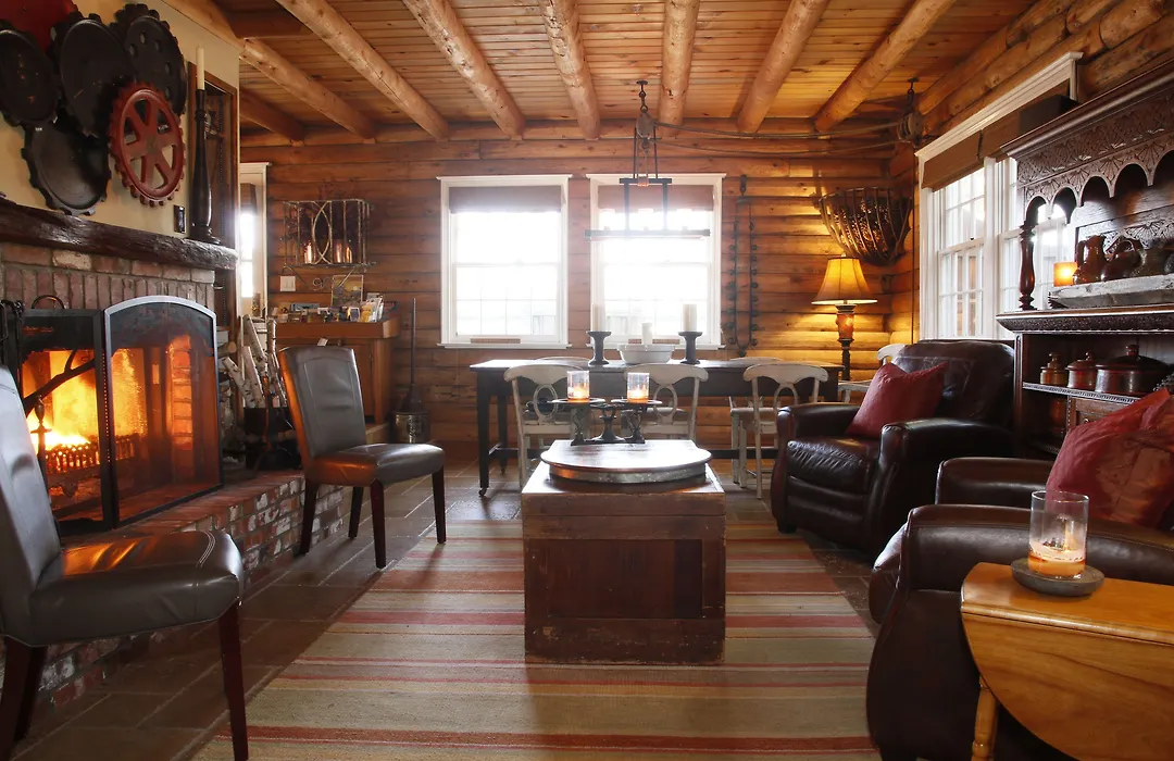 J Patrick Inn-1