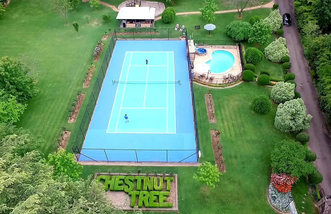 Chestnut Tree Holiday Units-1