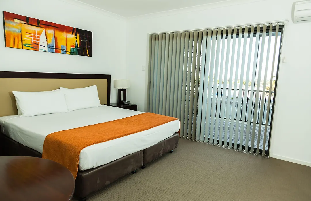 Gladstone Heights Executive Apartments-1