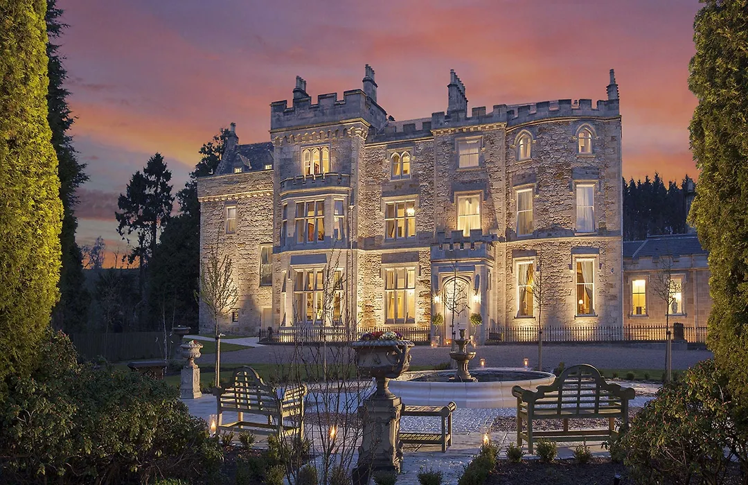 Crossbasket Castle, Hotel & Restaurant-1