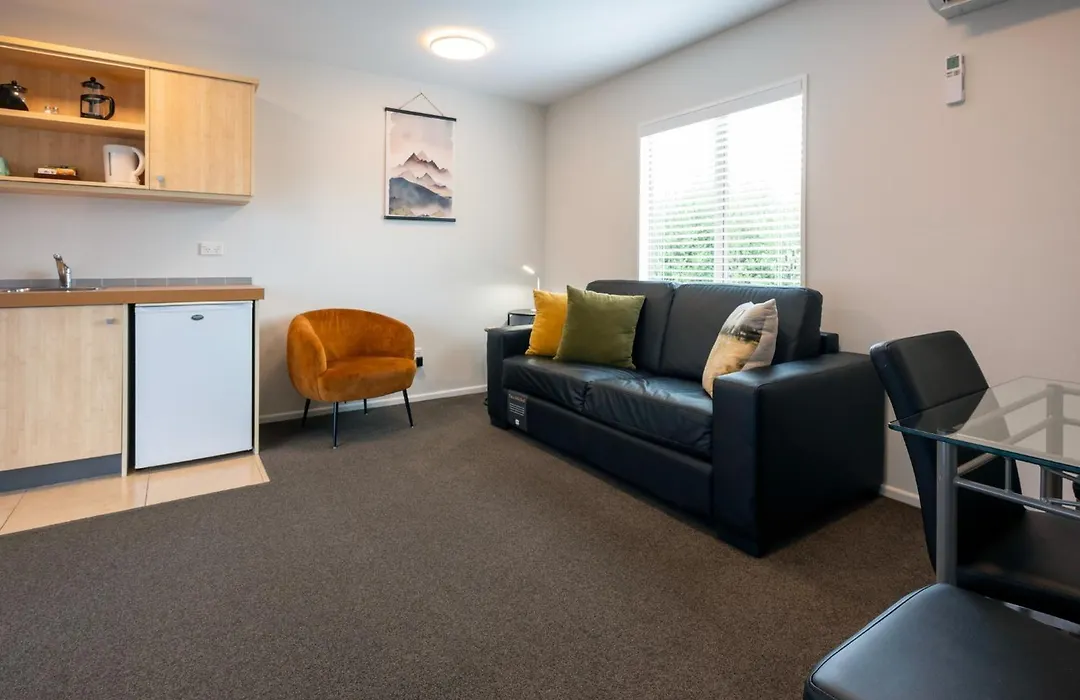 Tussock Peak Lodge-1