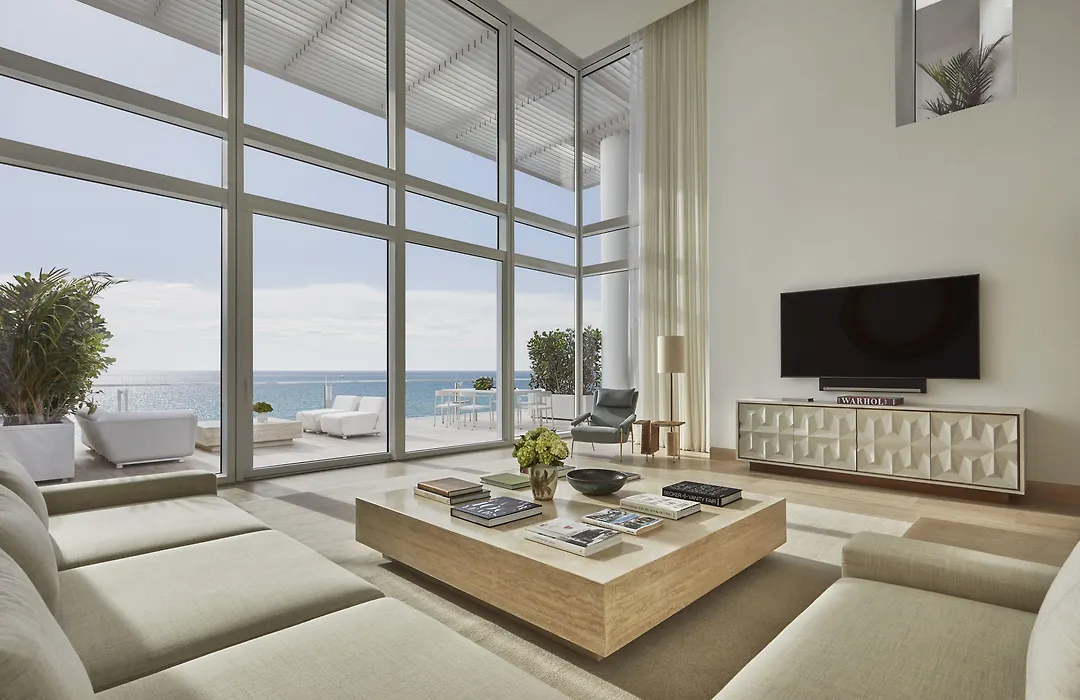 Four Seasons Hotel At The Surf Club-1