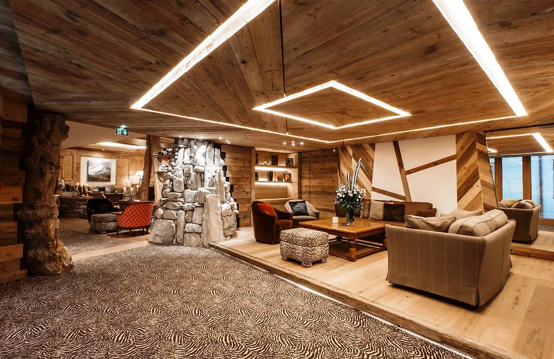Hotel Les Barmes De L'Ours-1