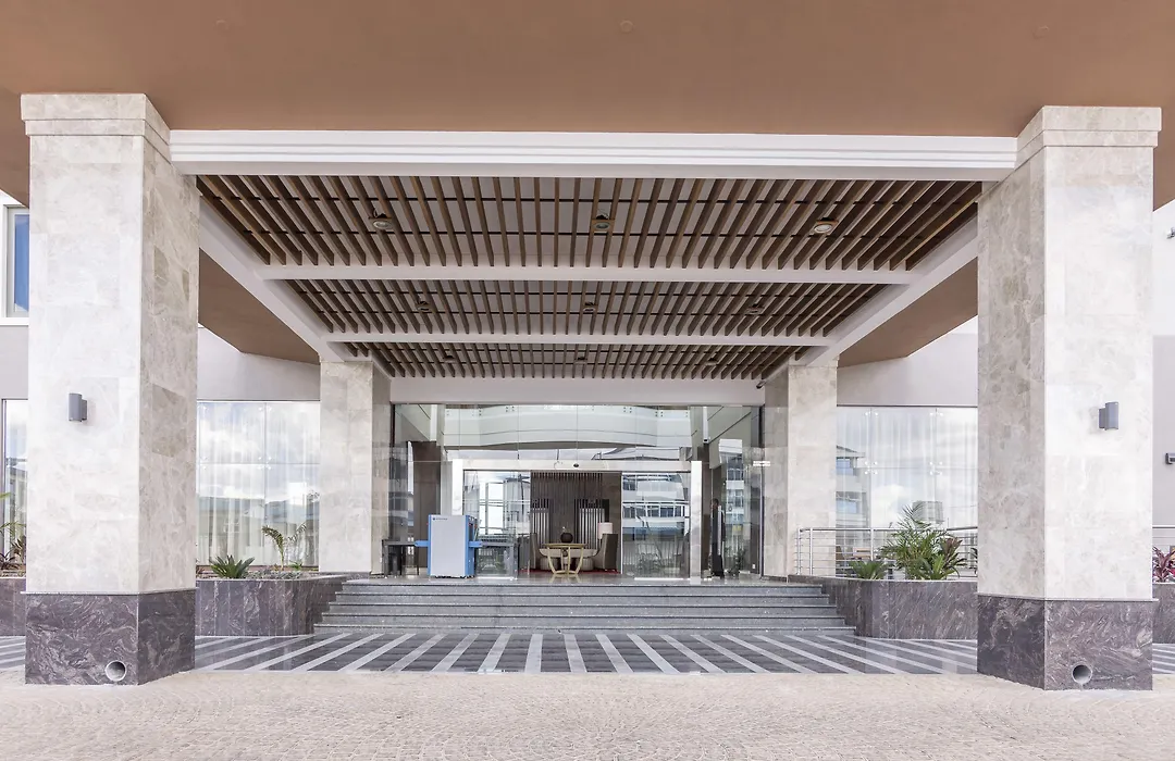 Crowne Plaza Nairobi Airport By Ihg-1