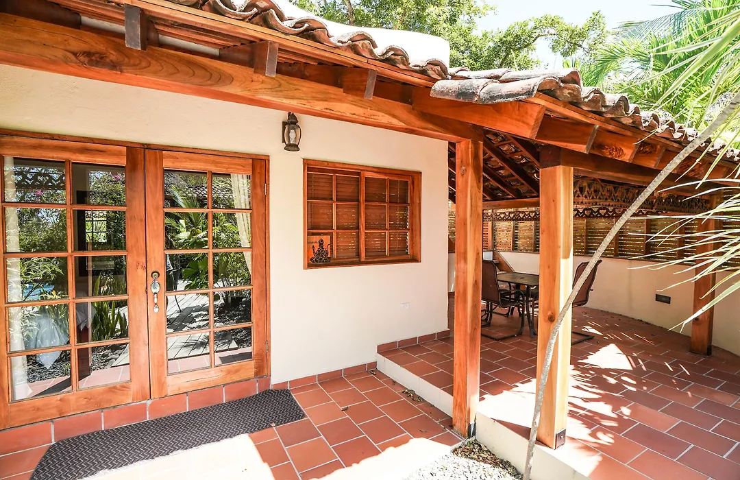 Sansara Surf Yoga & Resort-1