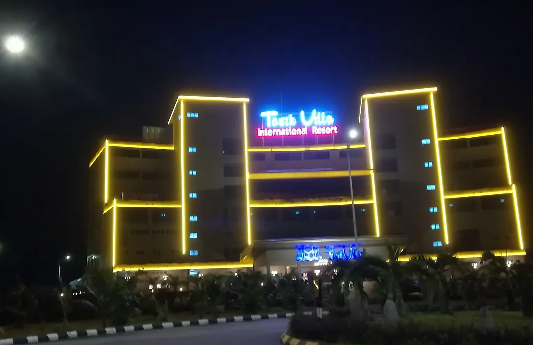 Tasik Villa International Resort-1