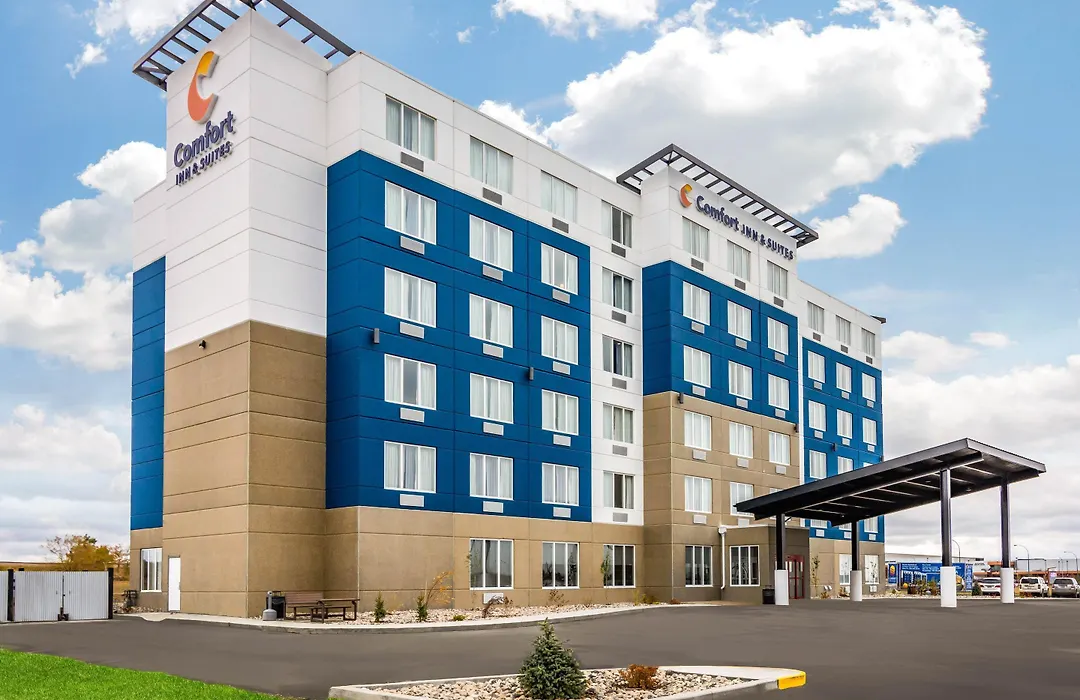 Comfort Inn & Suites-1