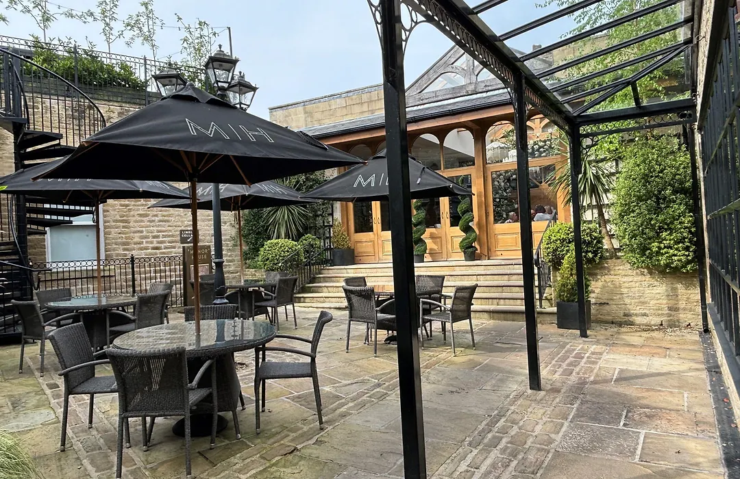 Manor House Lindley-1