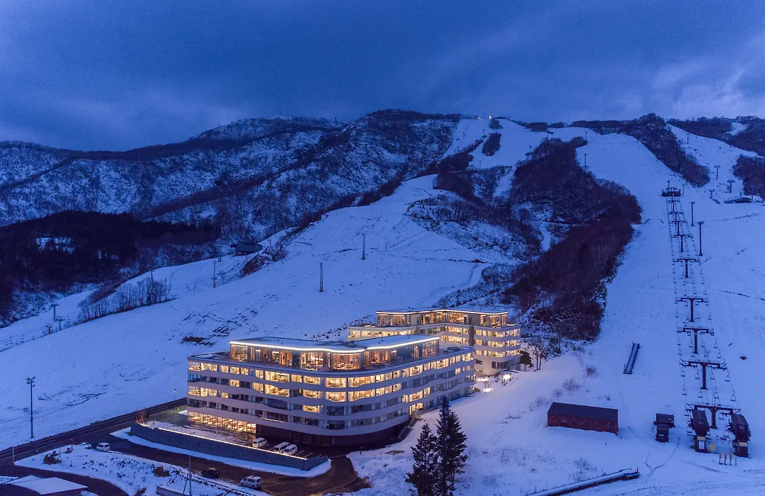 Skye Niseko-1