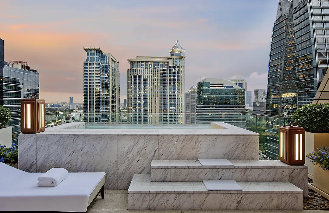 Rosewood Bangkok-1