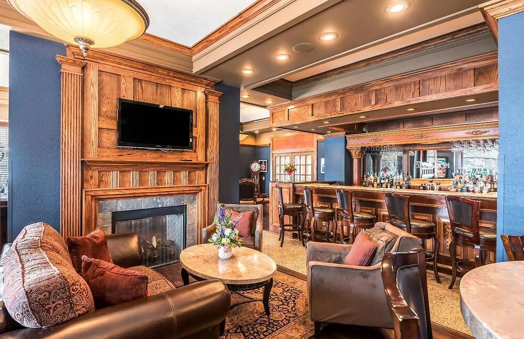 Hotel Bothwell Sedalia Central District, An Ascend Collection Hotel-1