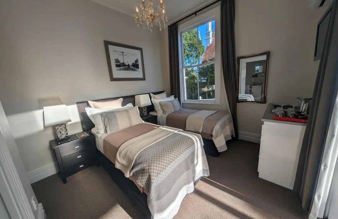 Ponsonby Manor-1